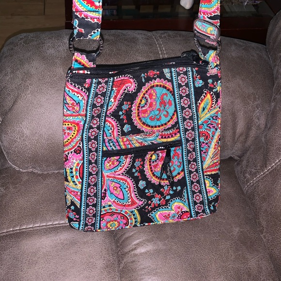 Vera Bradley Handbags - Vera Bradley cross body hipster purse